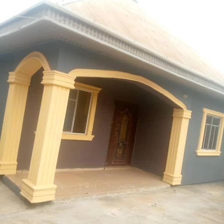 Toyo Guest House Ilesa Exterior photo