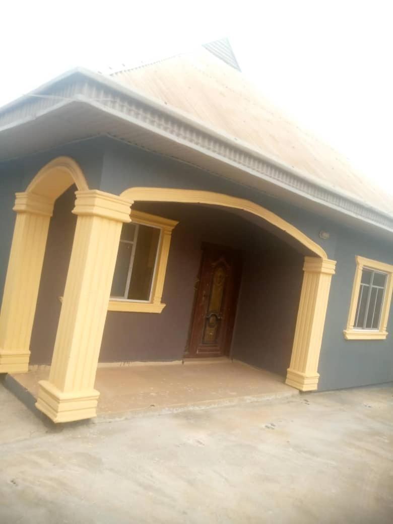 Toyo Guest House Ilesa Exterior photo